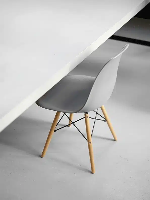 Receptionist chair