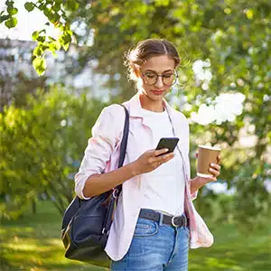 Lady using Posh app for Productivity