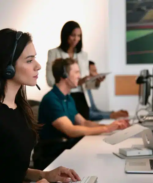 Virtual receptionists doing outbound calling for small businesses