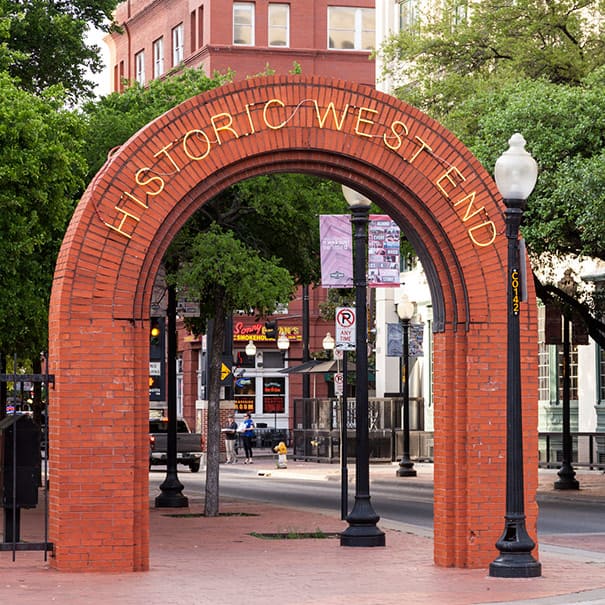 Historic West End sign welcoming visitors to Dallas, Texas